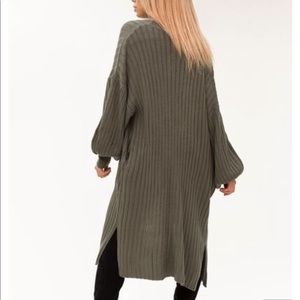 Boutique Balloon sleeve oversized cardigan